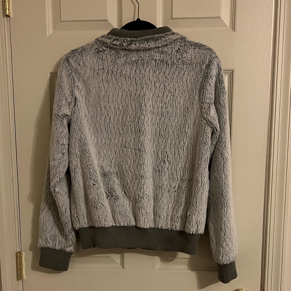 Patagonia Women's Light Gray Faux Fur Bomber  Jacket